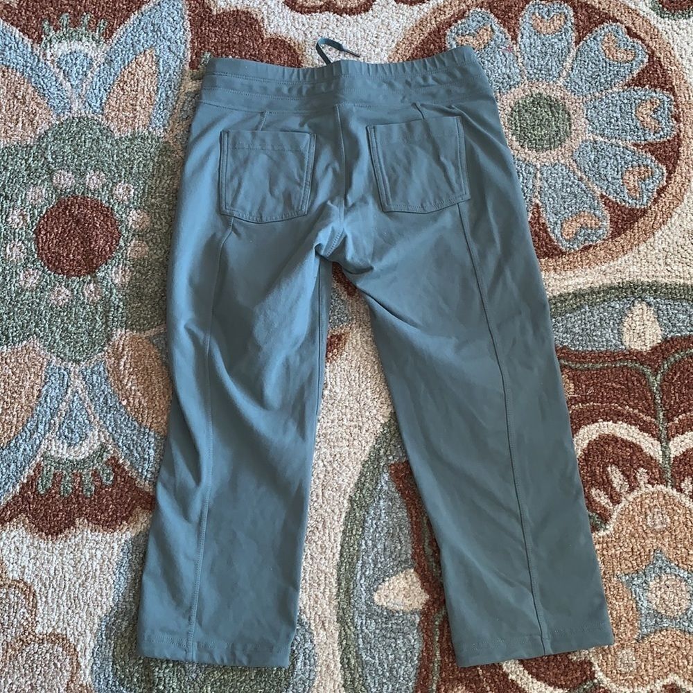 GREAT CONDITION ATHLETA SIZE SMALL SWEATPANTS/TRACKPANTS/LEGGINGS - Picture 4 of 7